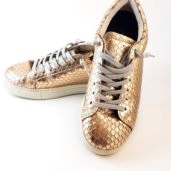 Steve Madden Shoes - Steve Madden Peyton Sneaker Rose Gold Leather